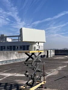 360° Azimuth Coverage Air Surveillance Radar with C Band Frequency and 1.2km Detection Range for Perimeter Security