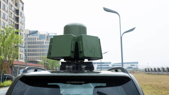 Vehicle-Mounted 300MHz~6GHz 5 km Drone Detector with 6 Band 3 km Drone Jammer Anti-Drone System